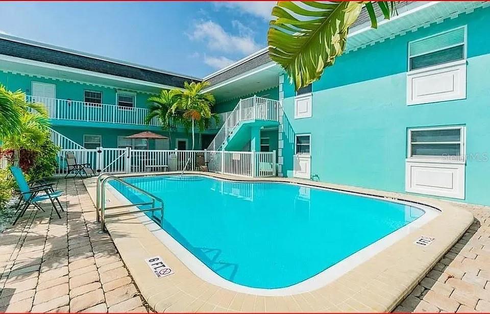 Photo of 11440 1st Street E #6, Treasure Island, FL 33706 (MLS # TB8497919)