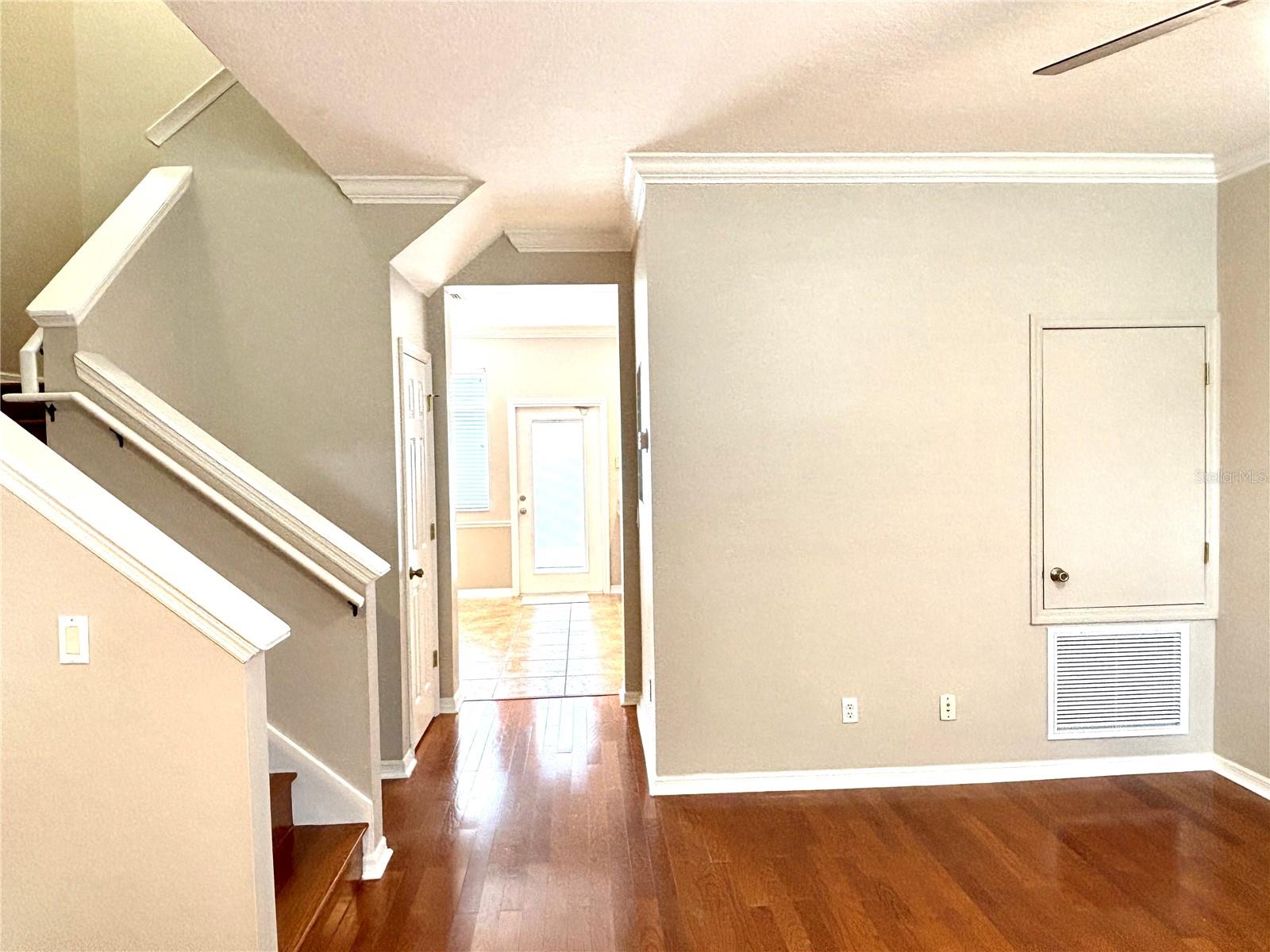 LAKES/WINDERMERE-LK REAMS TWNH - Residential