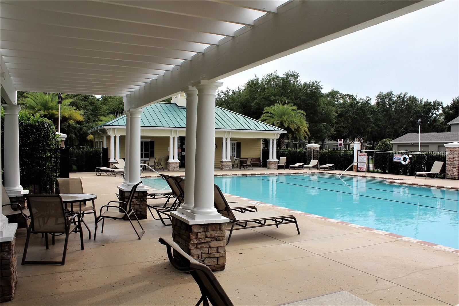 LAKES/WINDERMERE-LK REAMS TWNH - Residential