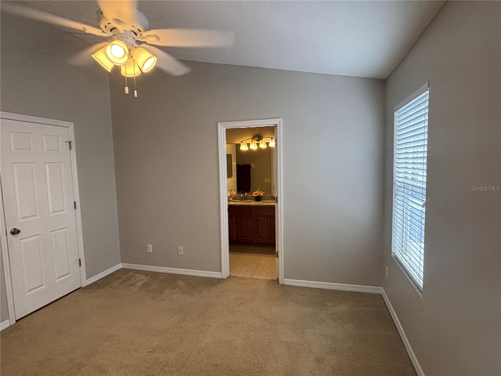 LAKES/WINDERMERE-LK REAMS TWNH - Residential