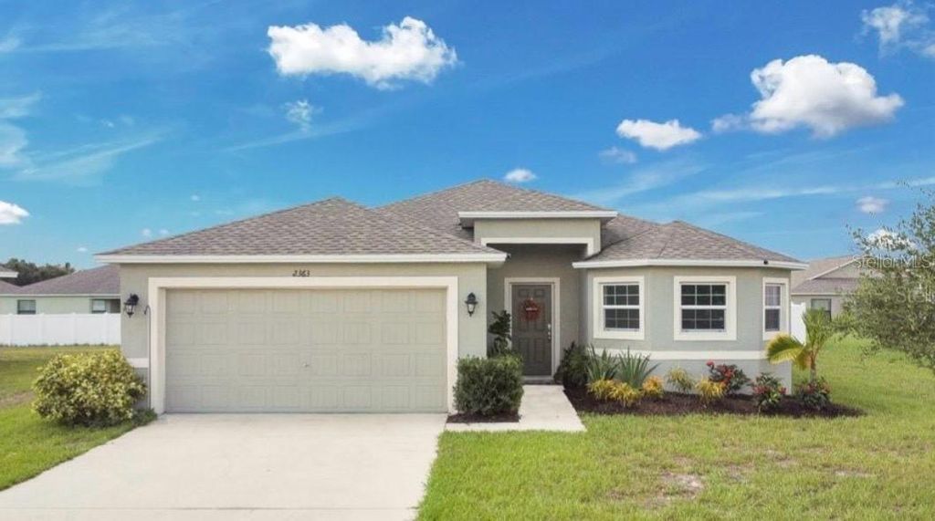 Photo of 2363 Twin Lake View Road, Winter Haven, FL 33881 (MLS # S5139621)