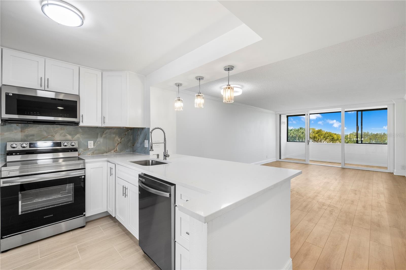 COVE CAY 26-18 VILLAGE I - Residential