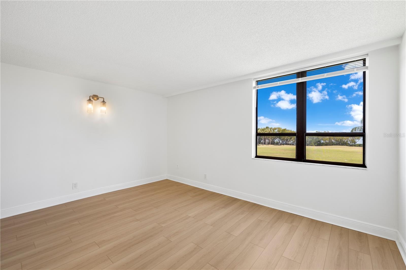 COVE CAY 26-18 VILLAGE I - Residential