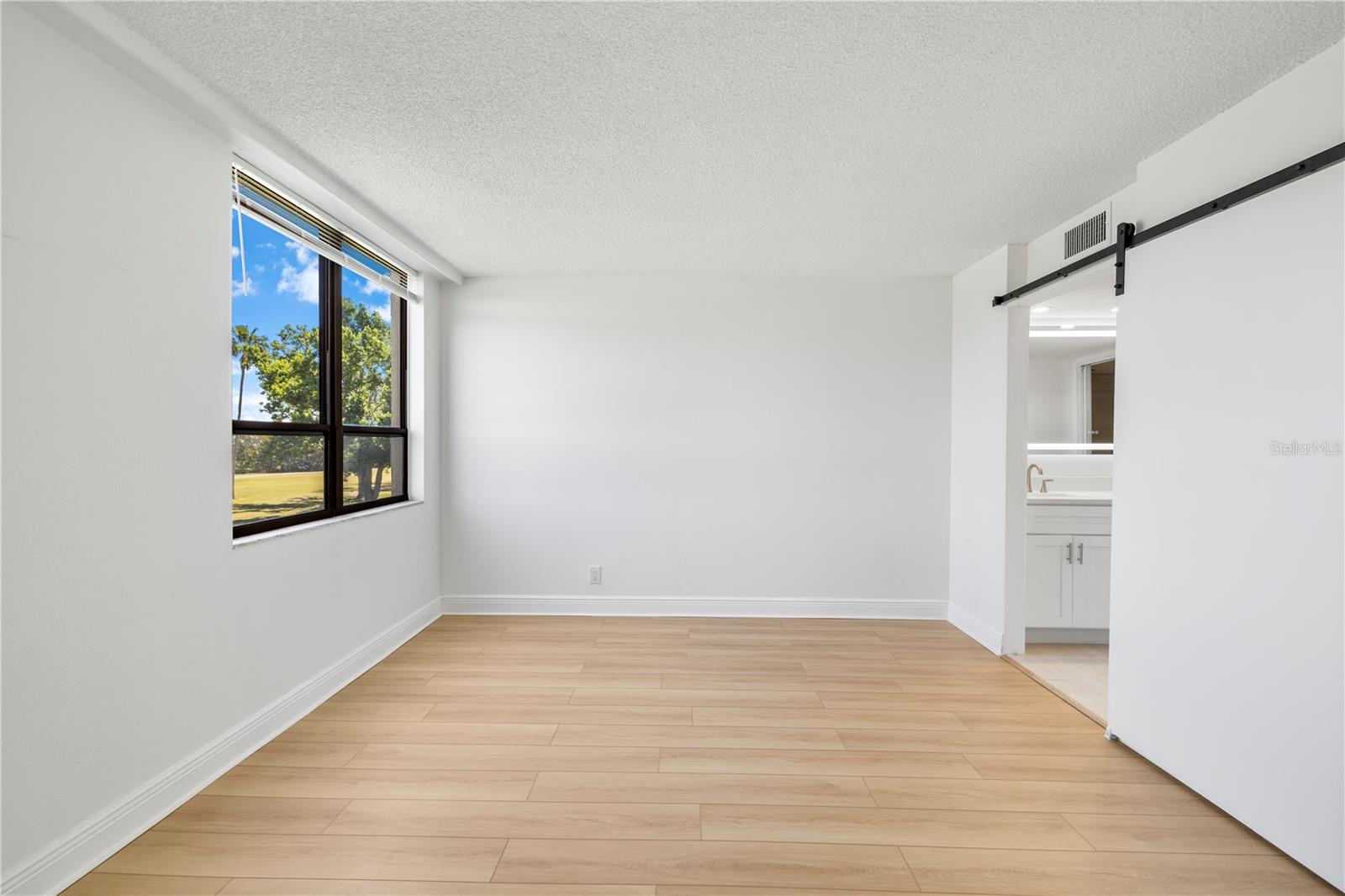 COVE CAY 26-18 VILLAGE I - Residential