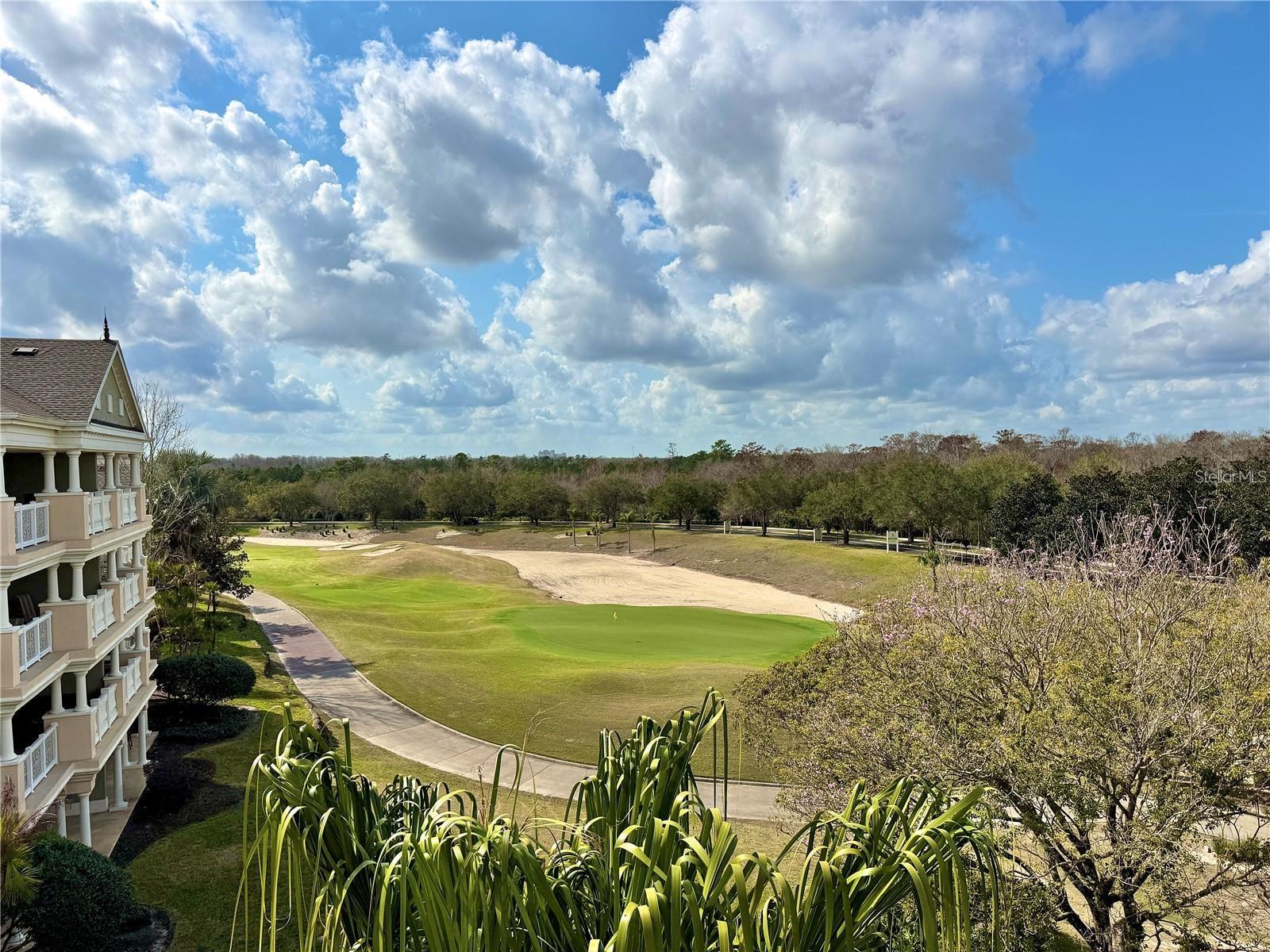 CENTRE COURT RIDGE CONDO PH 1 BLDG A - Residential