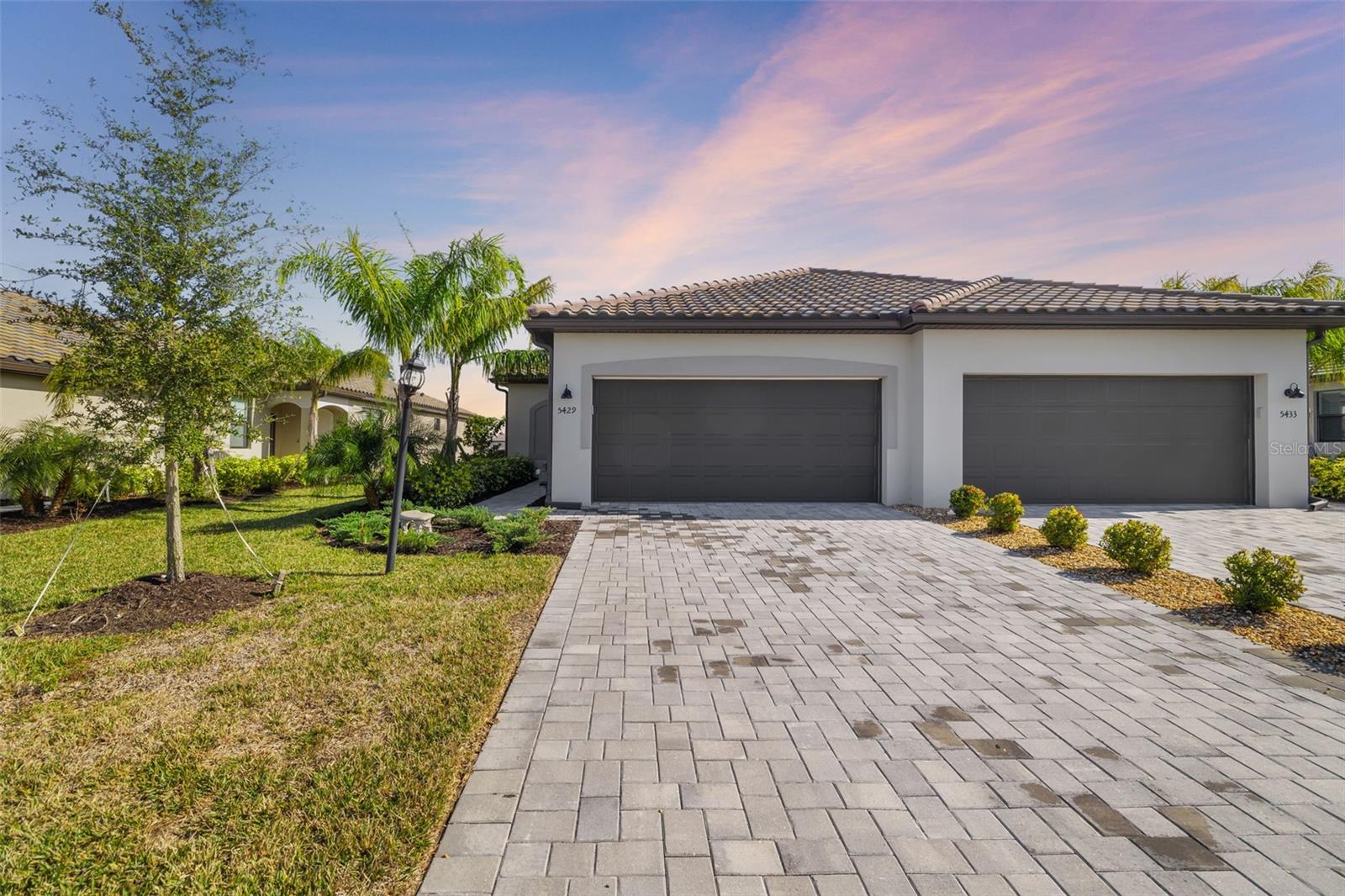 5429 MYSTIC WATER COVE
