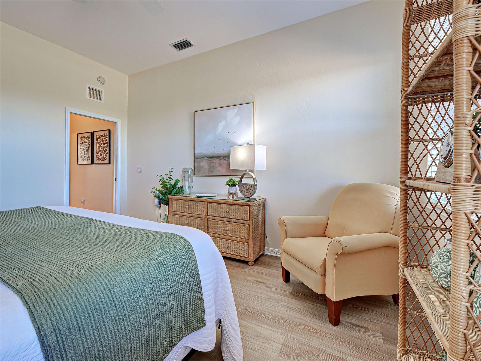 RAVINIA - Residential