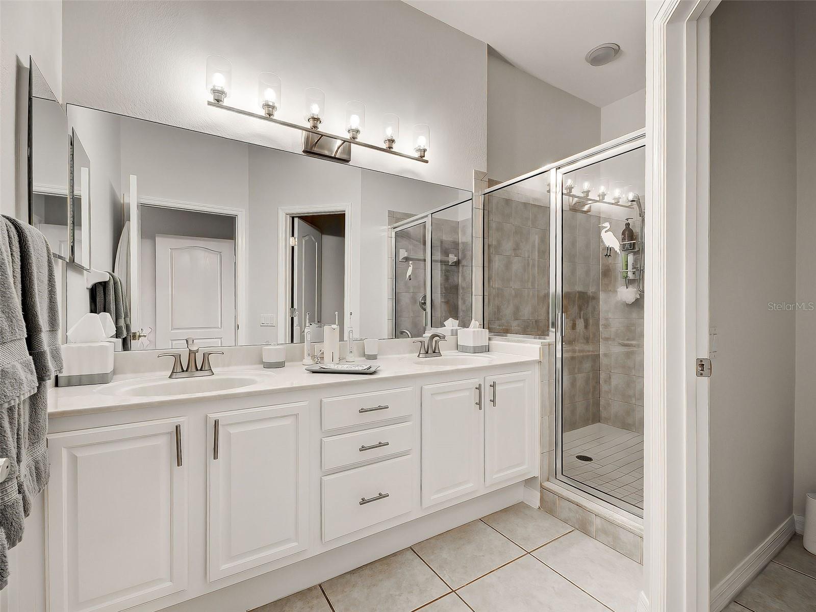 RAVINIA - Residential