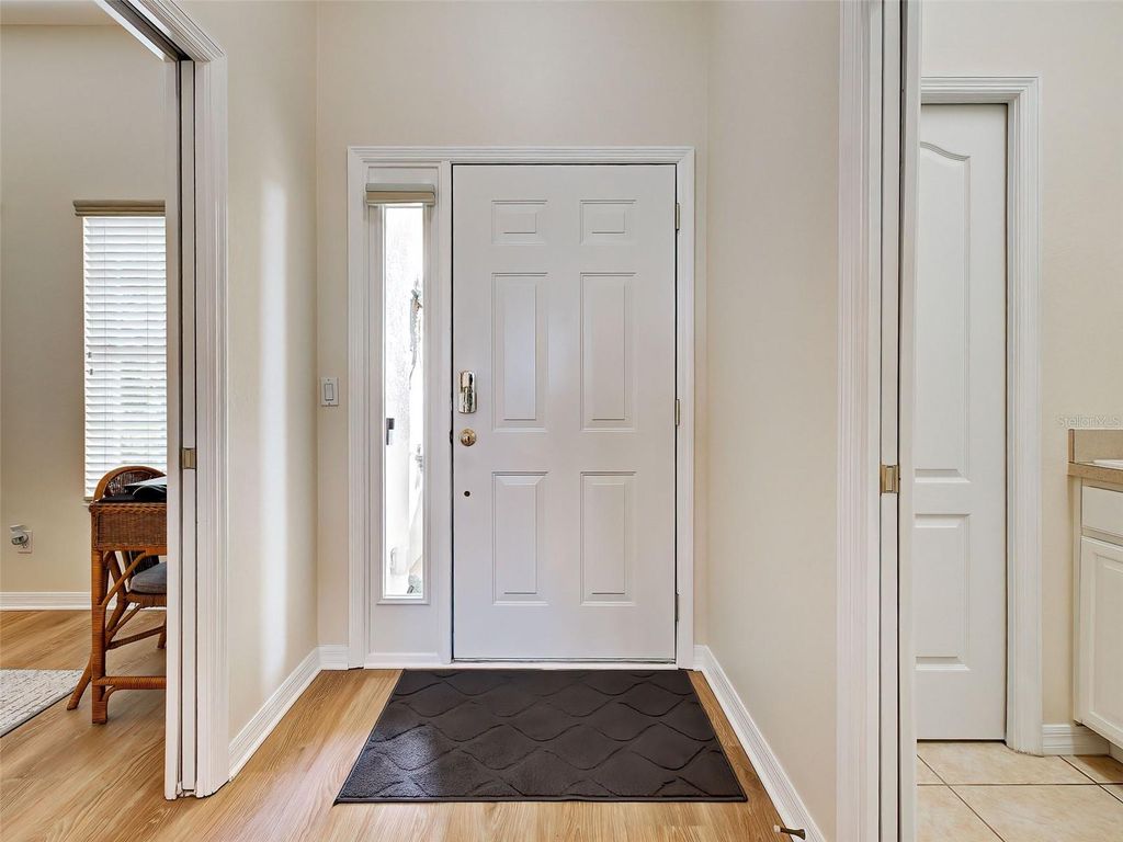 Photo of 1204 Ravinia Circle #1204, Venice, FL 34292 (MLS # N6142915)