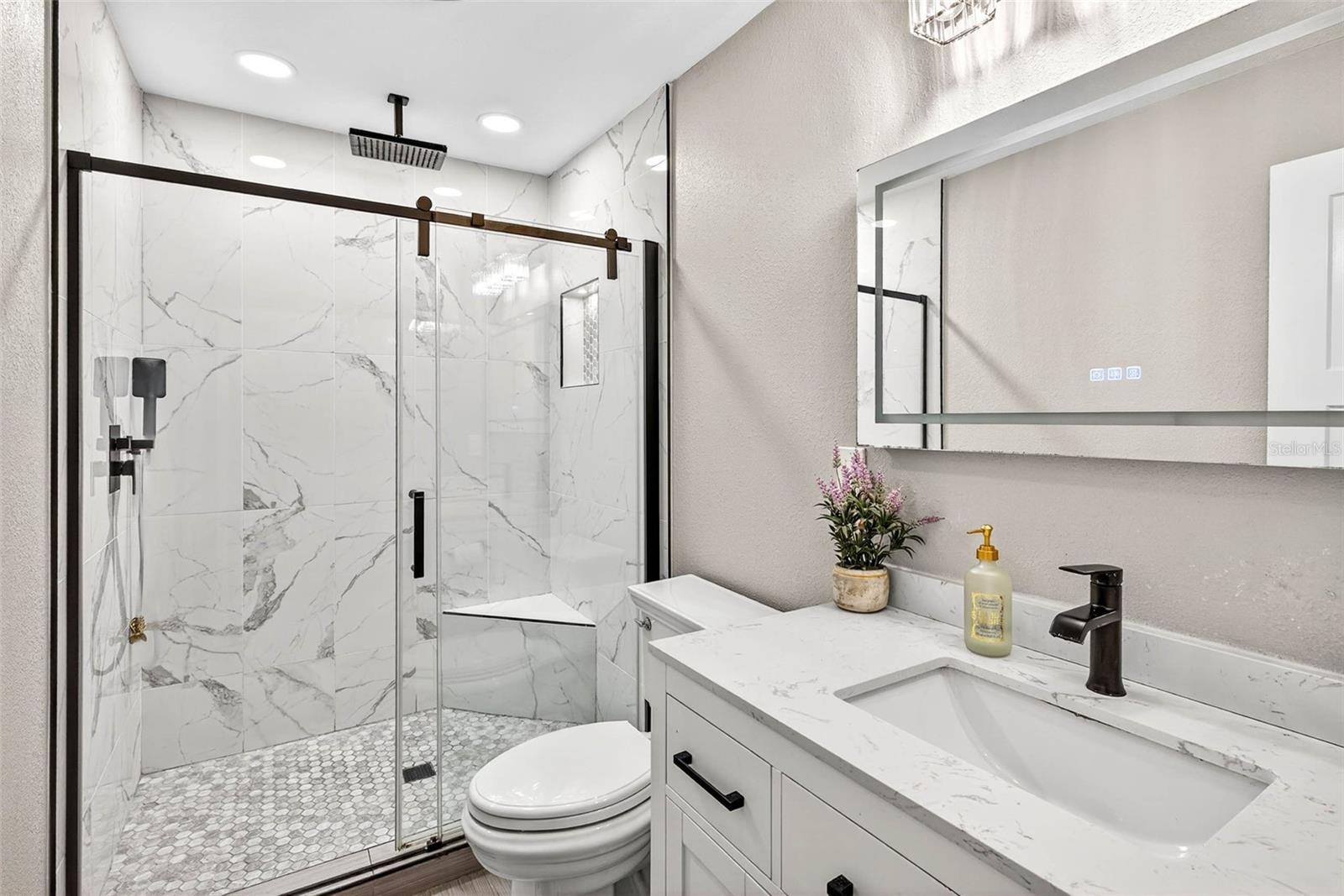 BAYWAY CONDO PH ONE - Residential