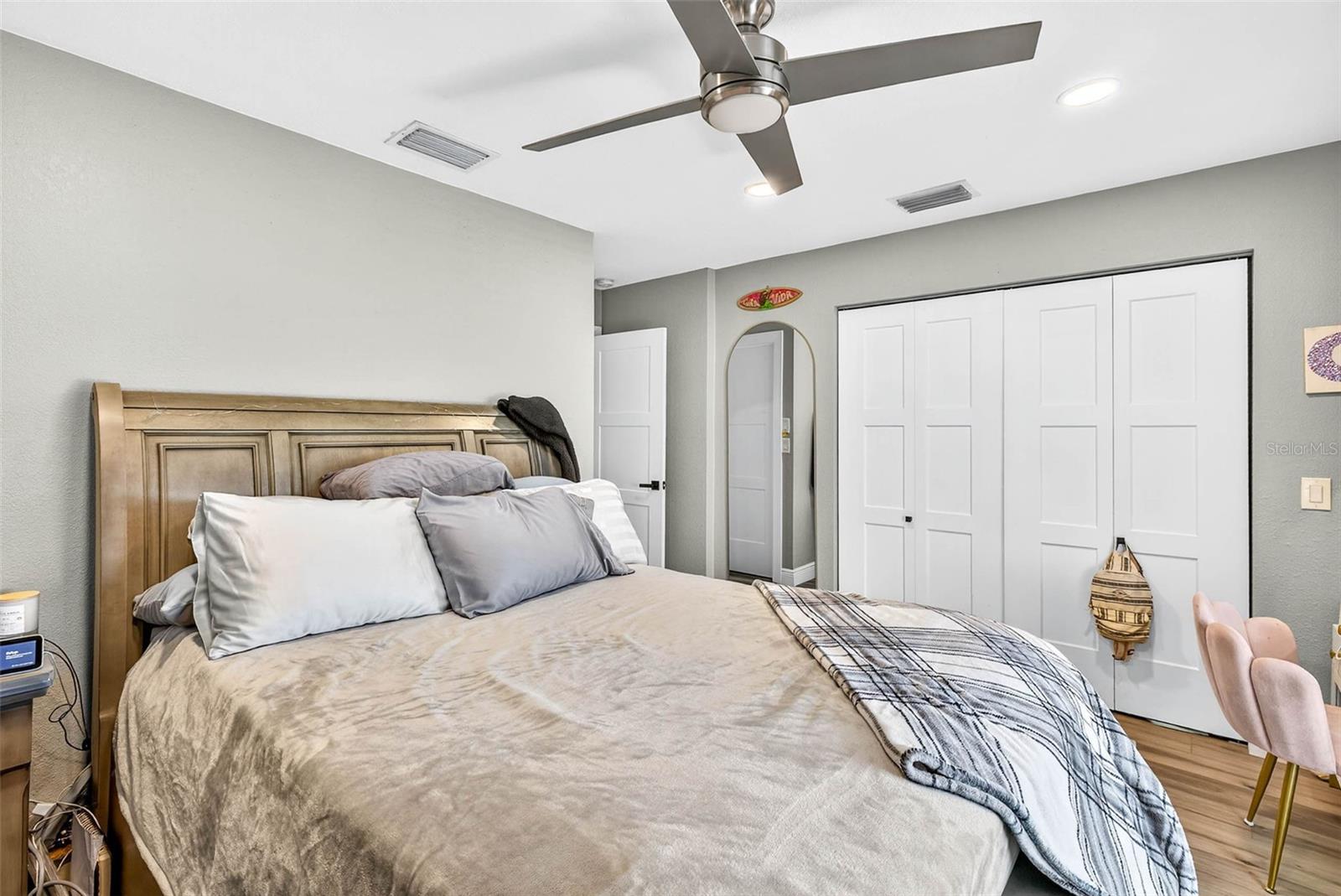 BAYWAY CONDO PH ONE - Residential