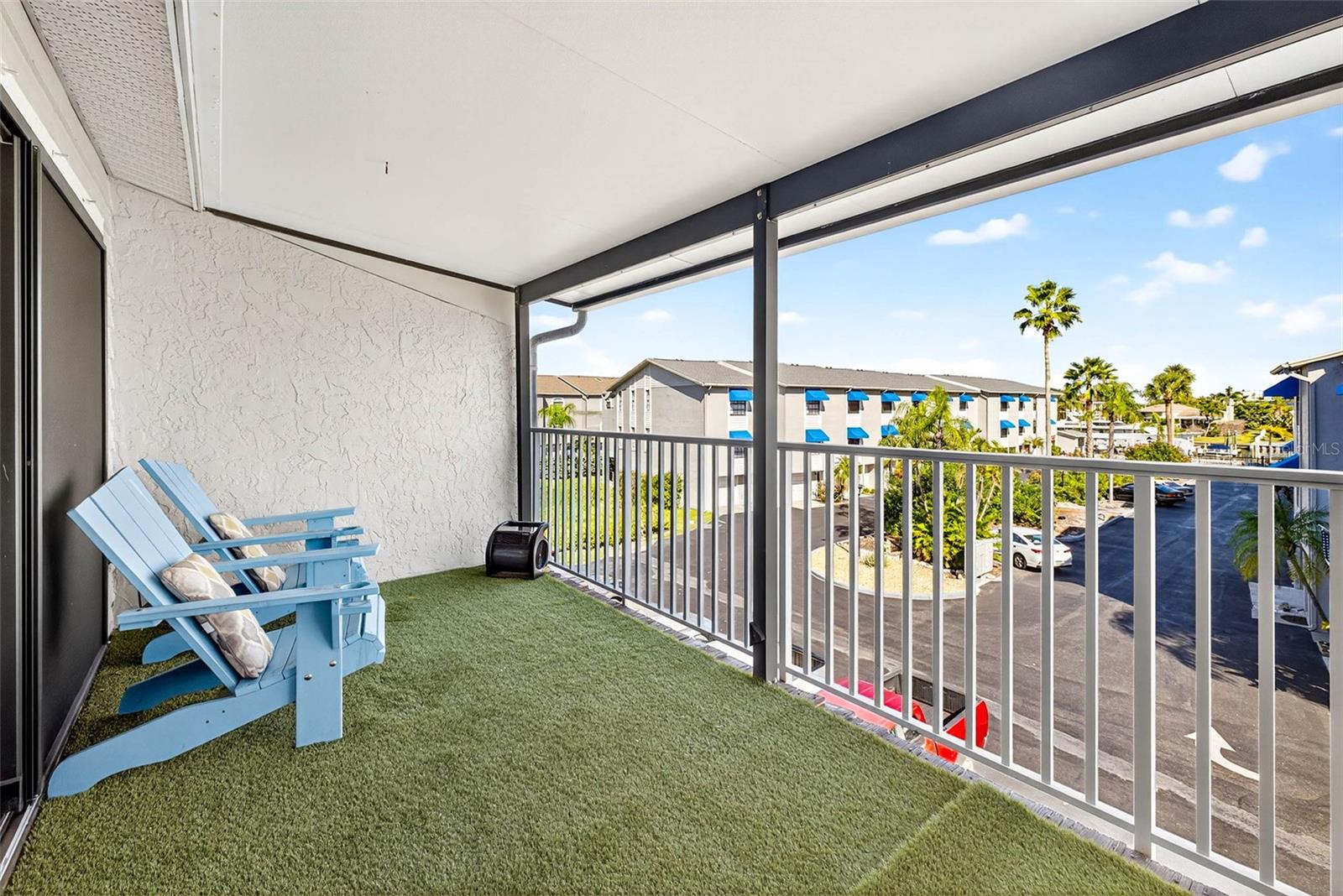 BAYWAY CONDO PH ONE - Residential