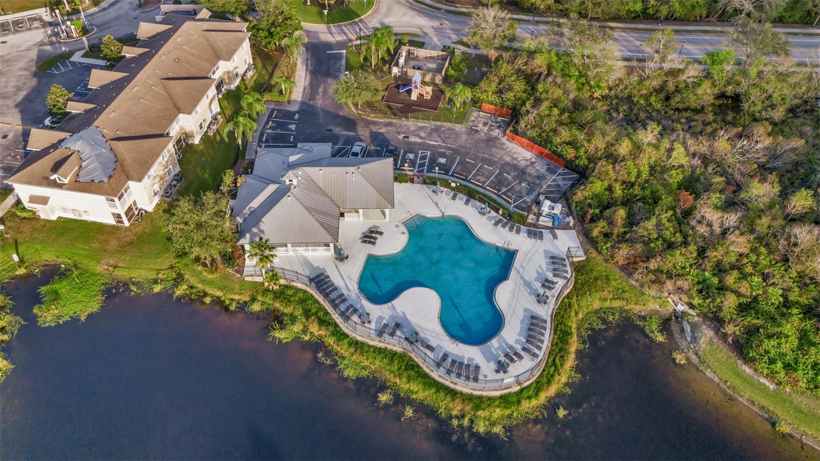 VILLAGES OF BLOOMINGDALE CONDO - Residential Lease