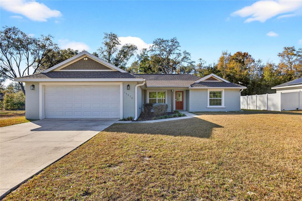 Photo of 10470 SW 139th Court, Dunnellon, FL 34432 (MLS # O6377512)
