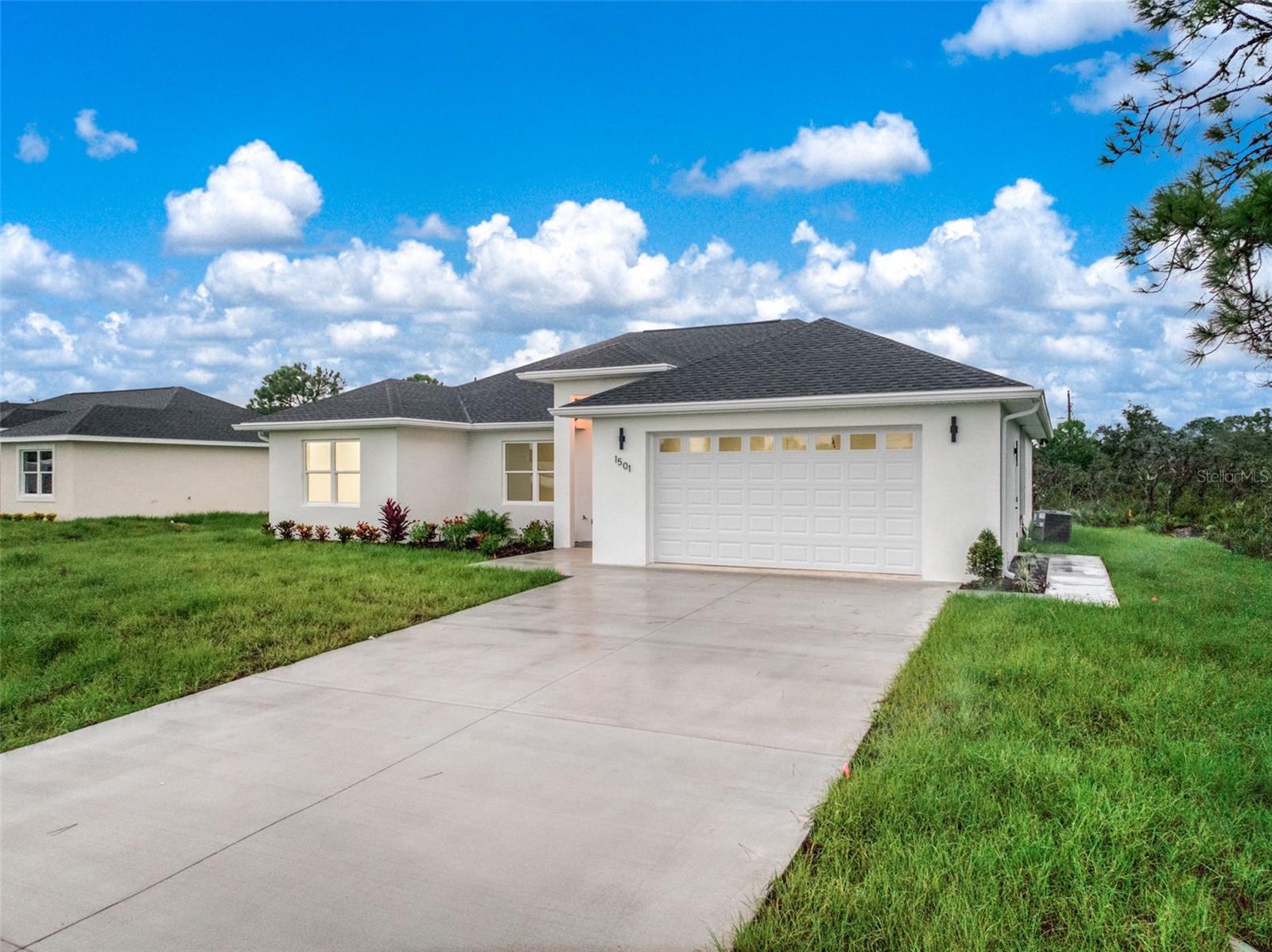 SEBRING COUNTRY ESTATE SEC 03 - Residential