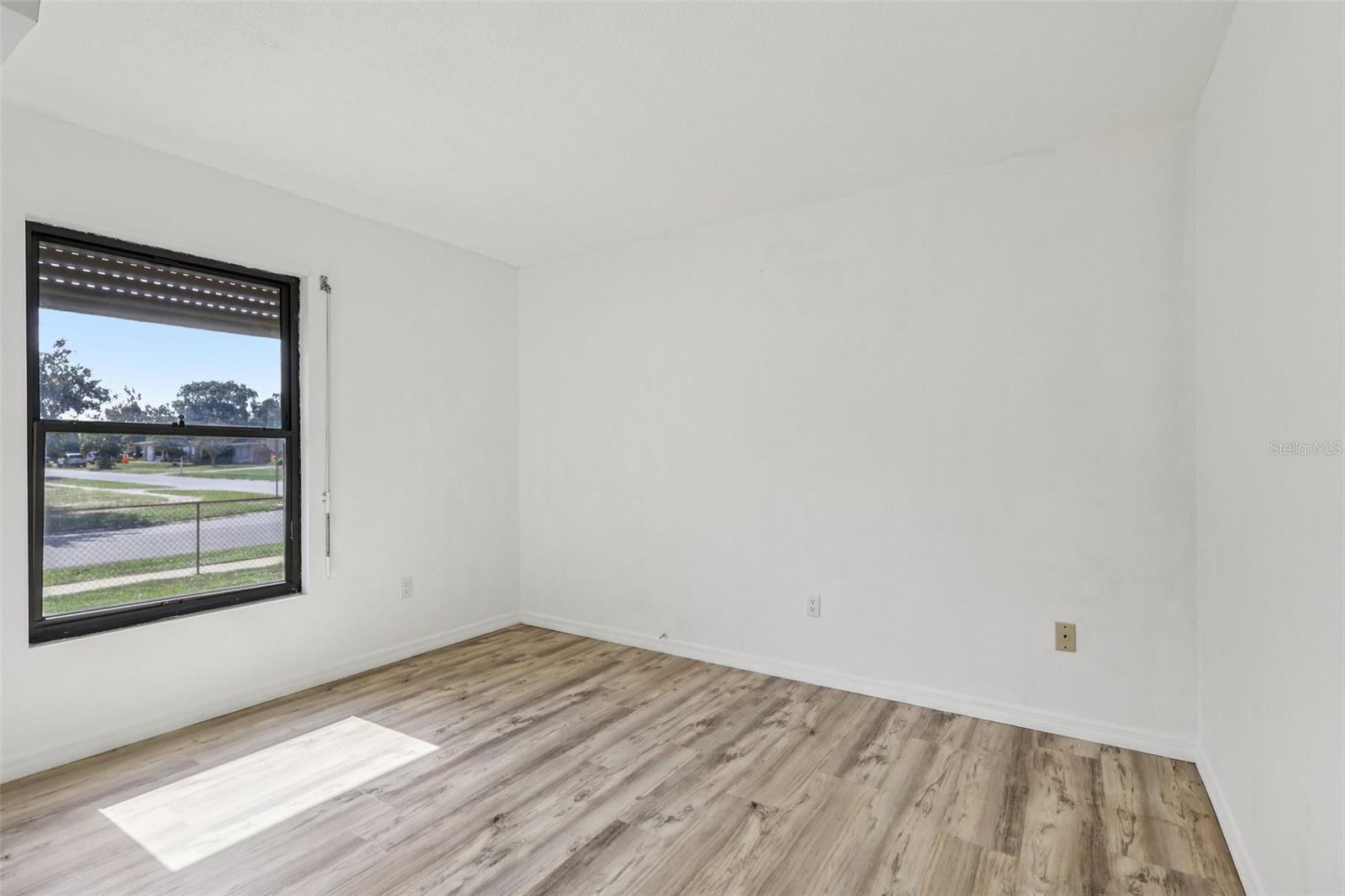 PORT MALABAR UNIT 04 - Residential