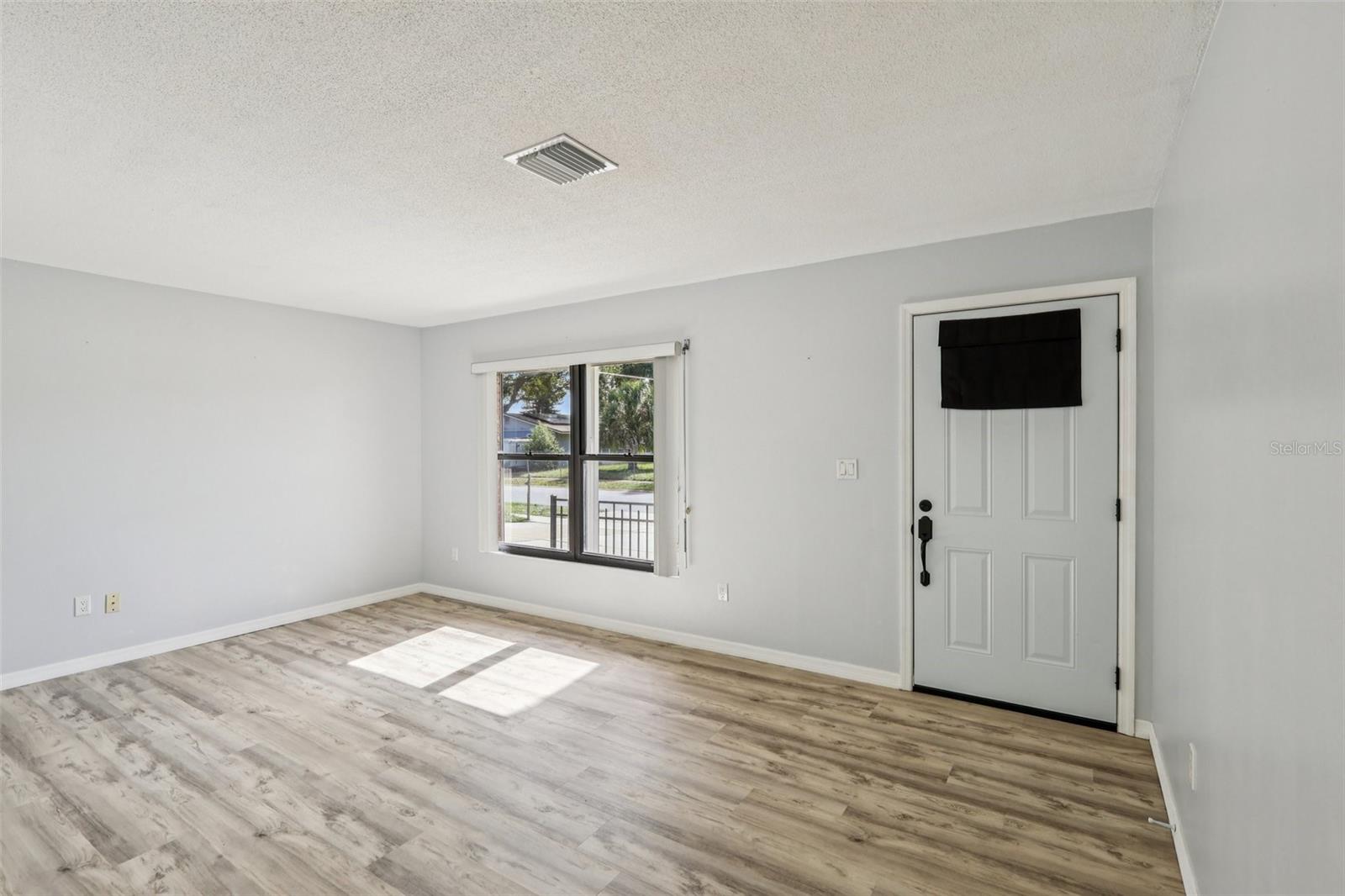 PORT MALABAR UNIT 04 - Residential