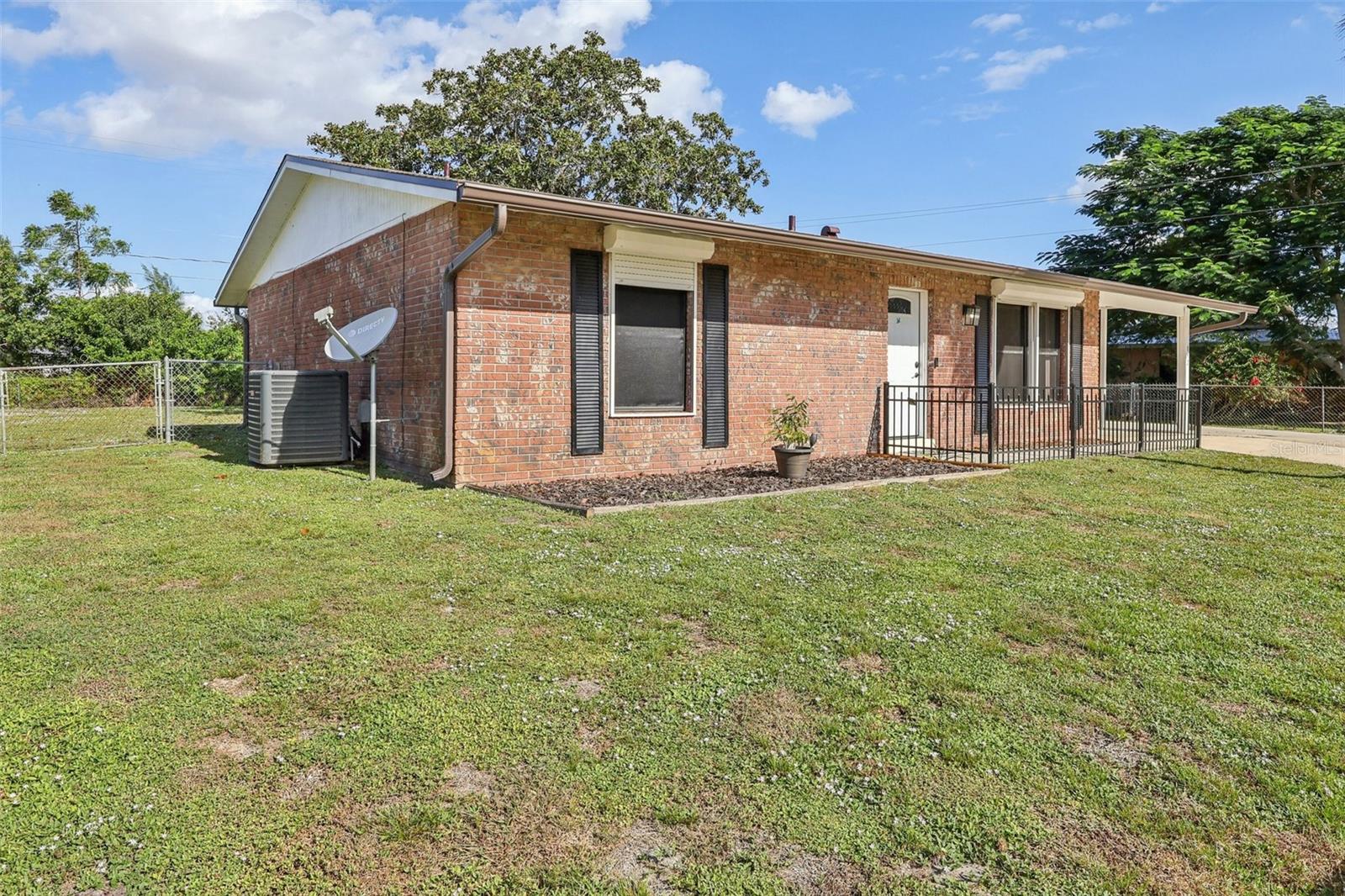 892 HAMPTON DRIVE NE