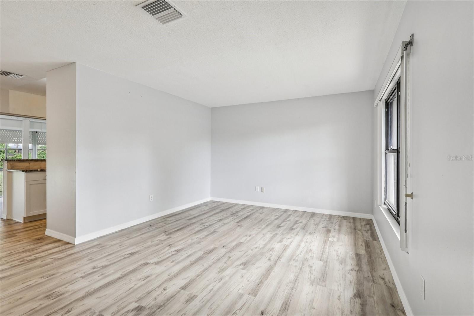 PORT MALABAR UNIT 04 - Residential