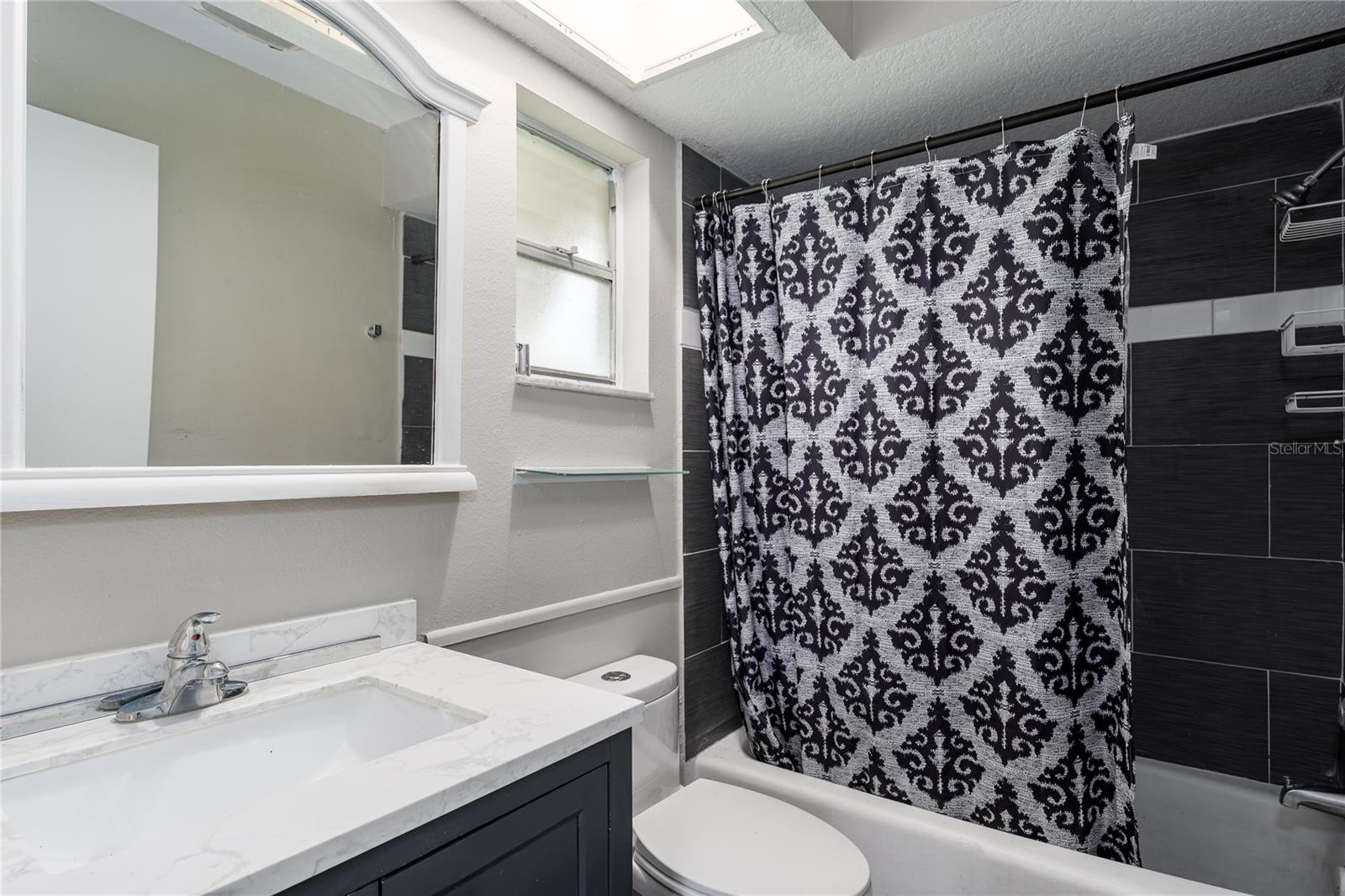 PALM COVE VILLAS PH 1&2 - Residential Lease