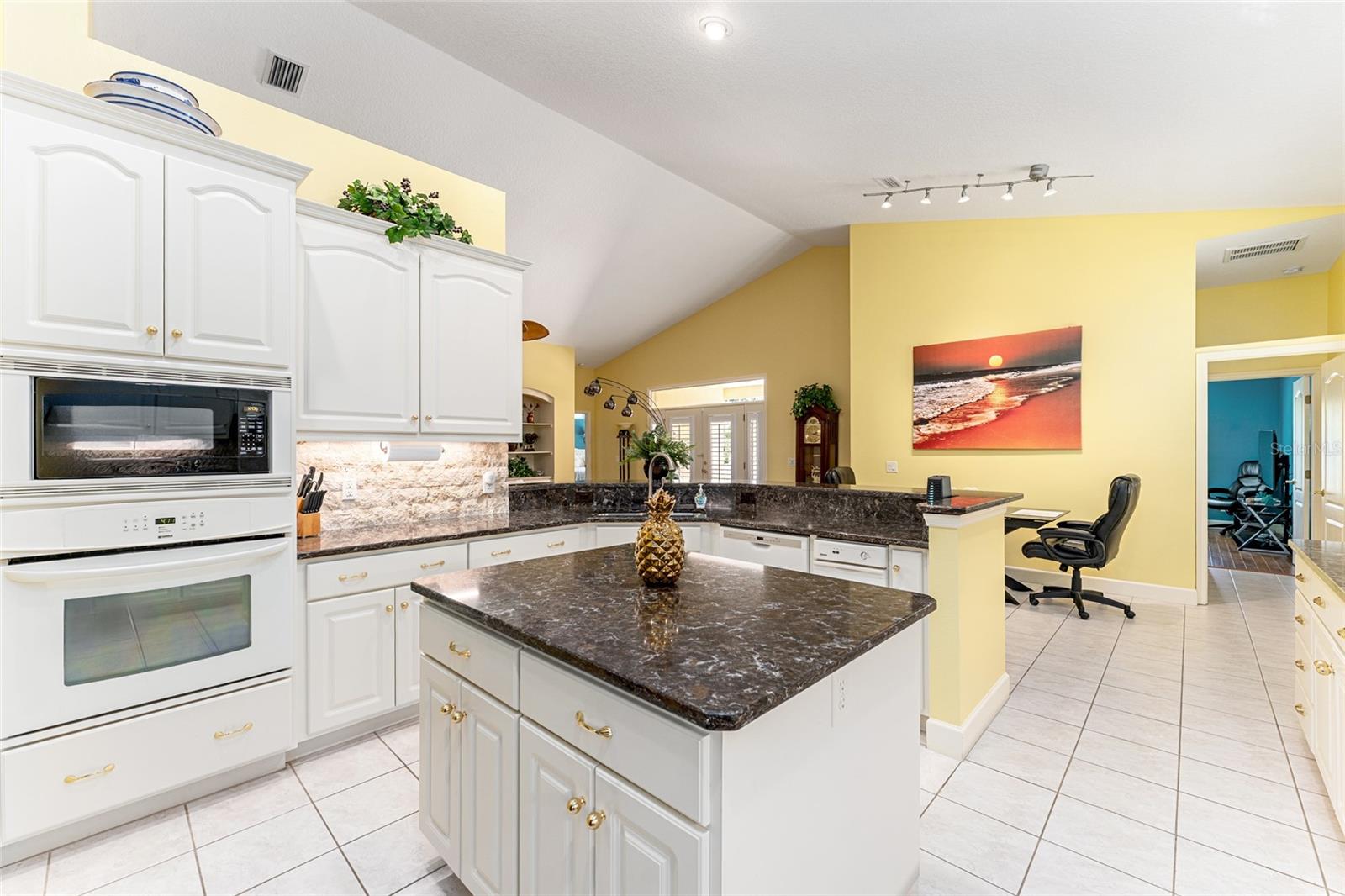 ROMEO FARMS - Residential