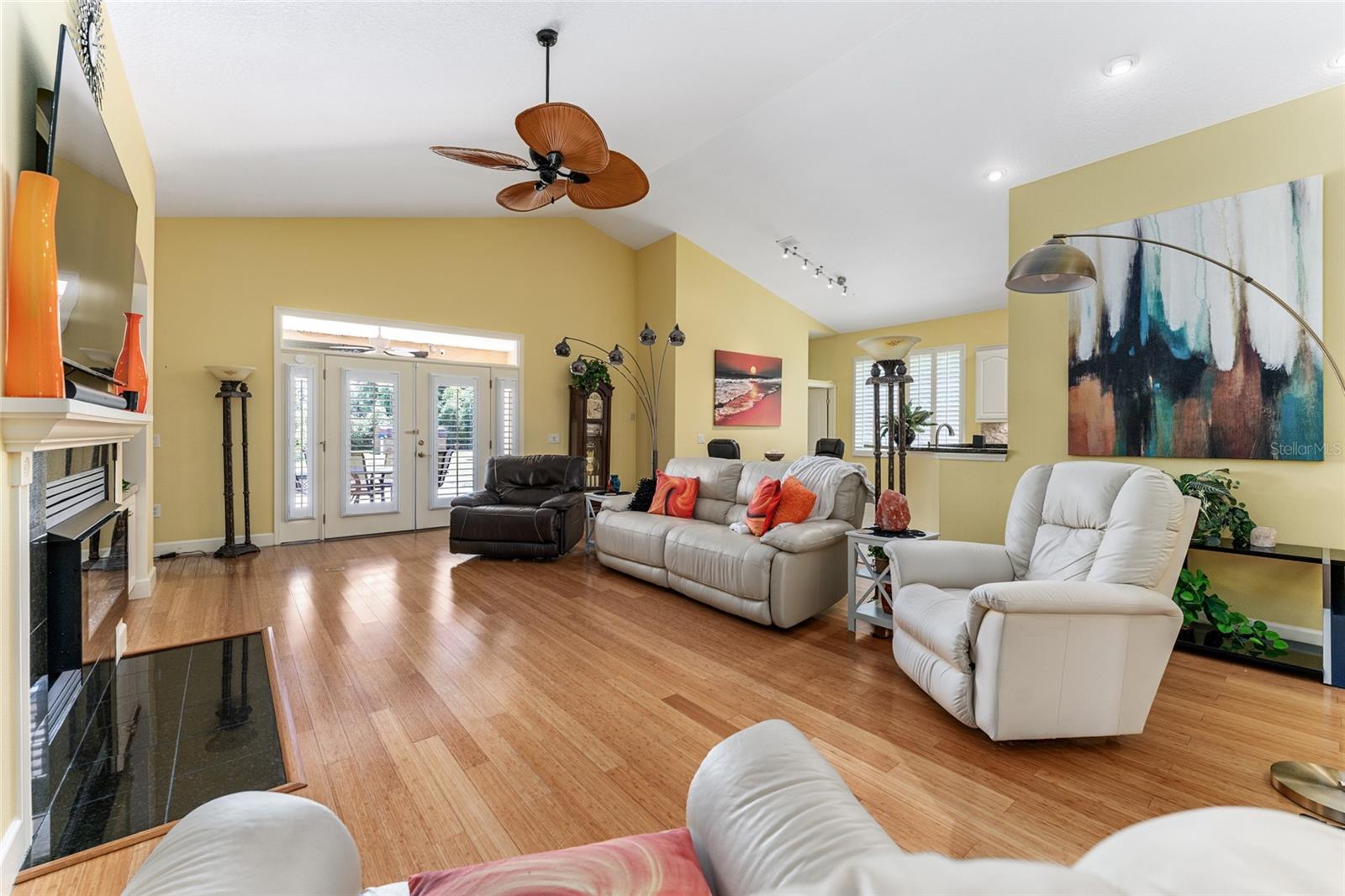 ROMEO FARMS - Residential