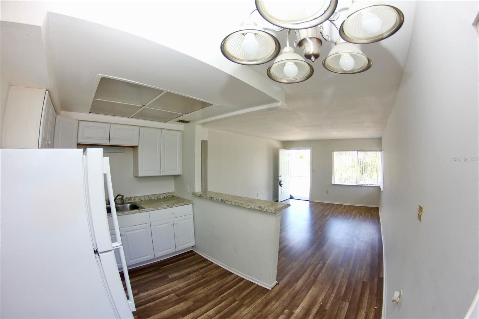 CRESTVIEW ACRES - Residential Lease