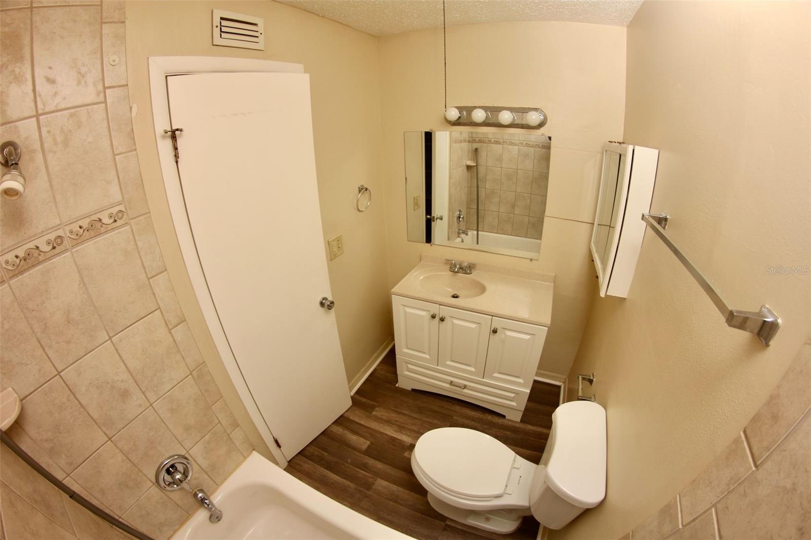 CRESTVIEW ACRES - Residential Lease