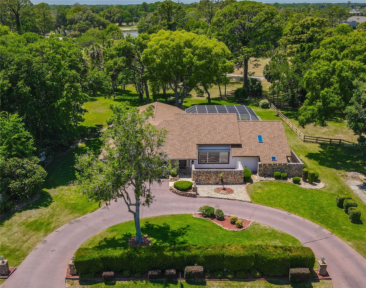 LAKE FOREST & LAKE FOREST NORTH - Residential