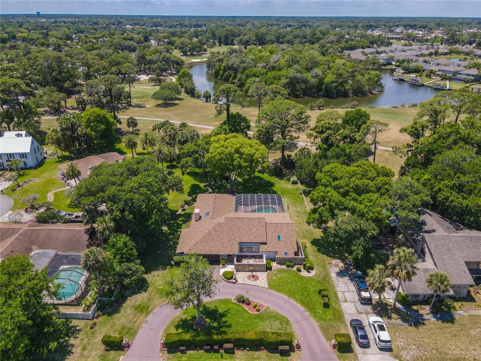 LAKE FOREST & LAKE FOREST NORTH - Residential