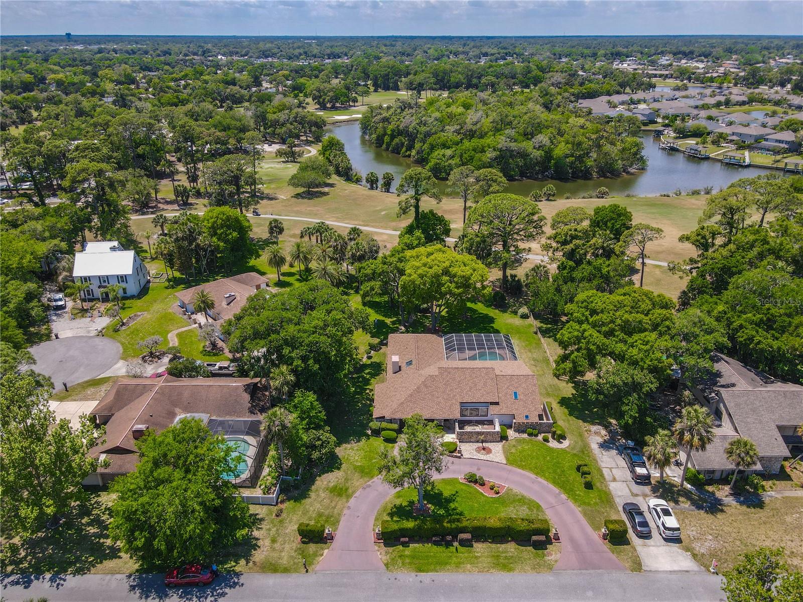 LAKE FOREST & LAKE FOREST NORTH - Residential