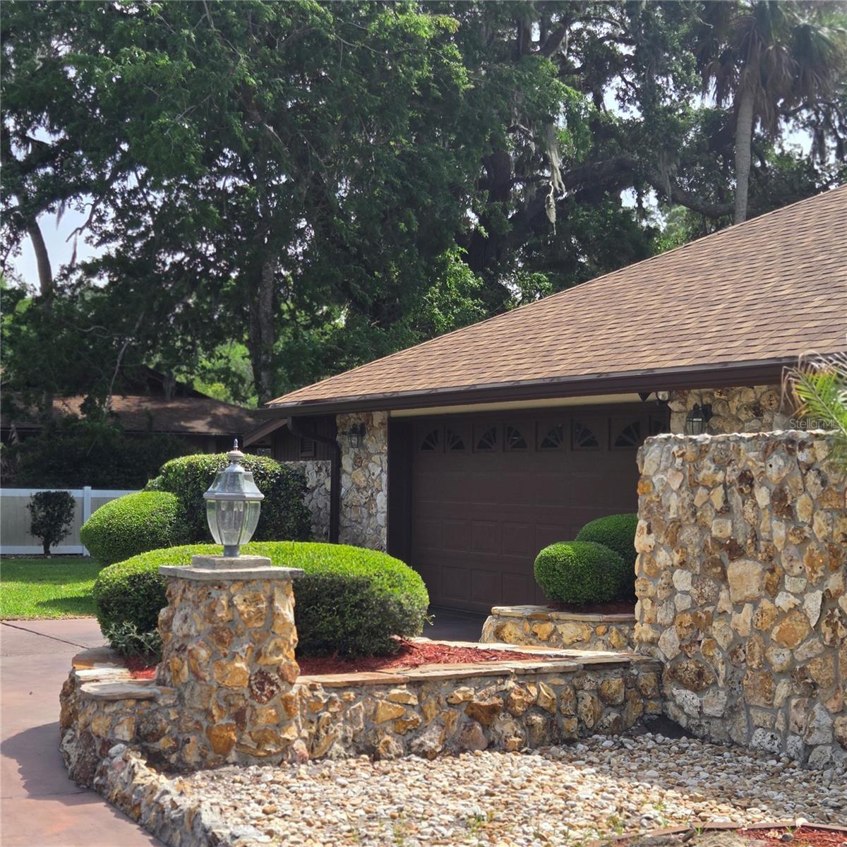 LAKE FOREST & LAKE FOREST NORTH - Residential