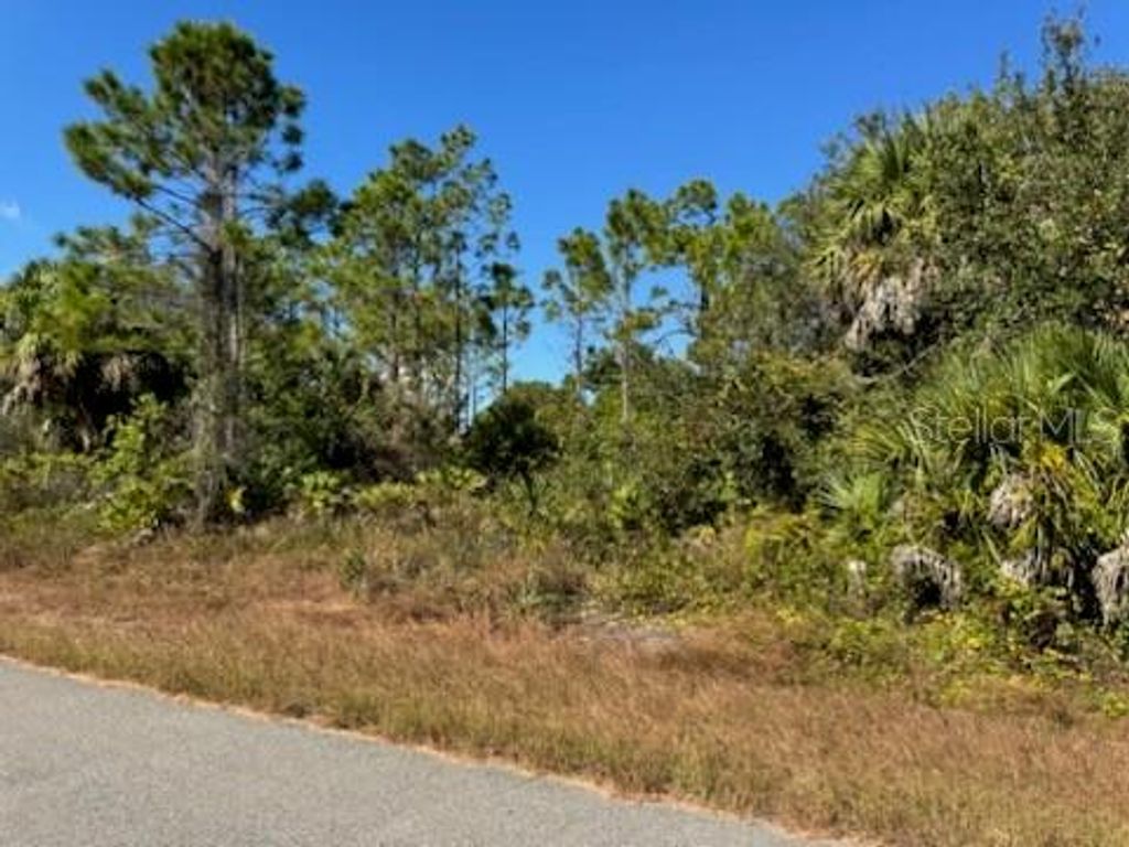 Photo of 2 Mattox Circle, North Port, FL 34288 (MLS # C7517973)