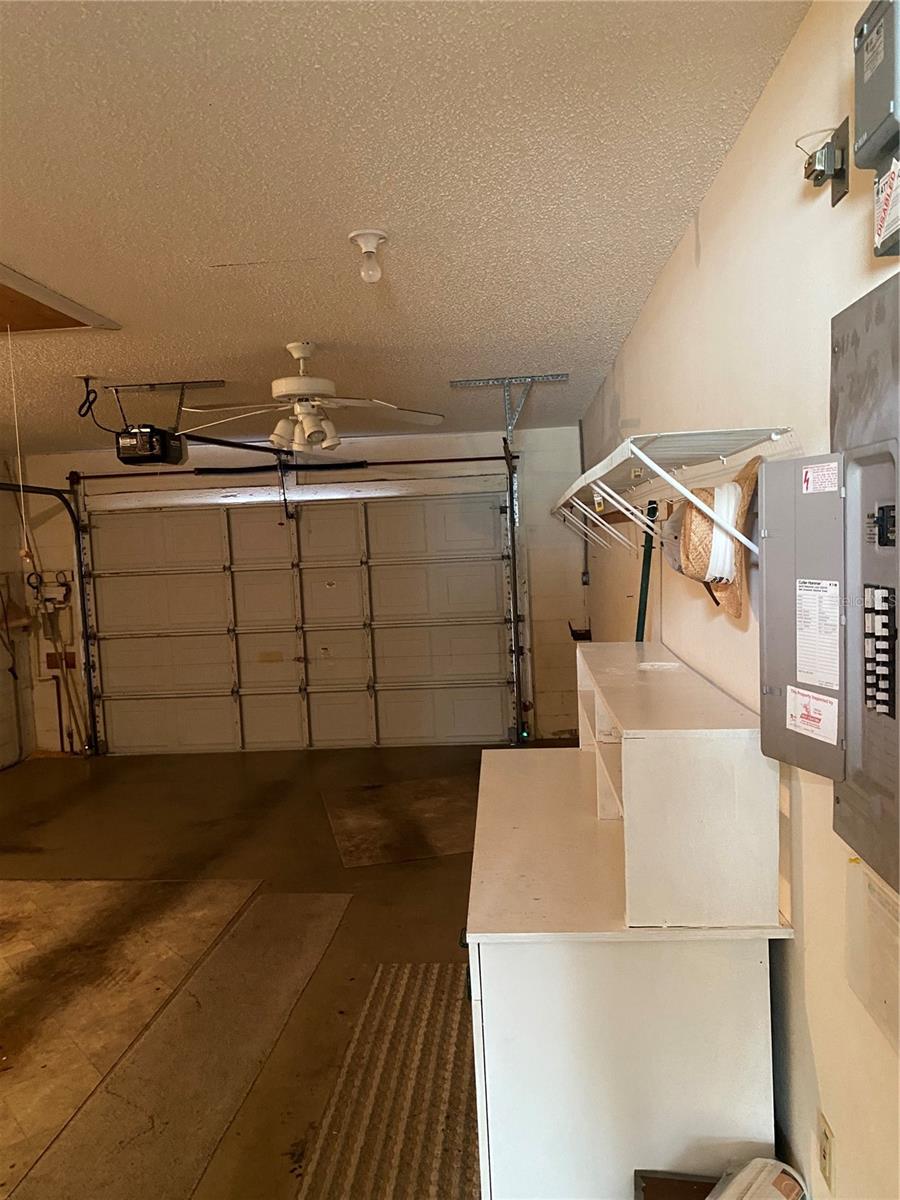 ON TOP OF THE WORLD - Residential