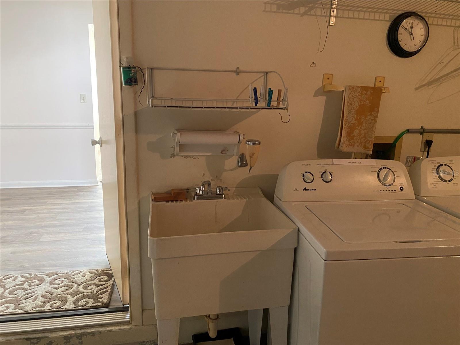 ON TOP OF THE WORLD - Residential