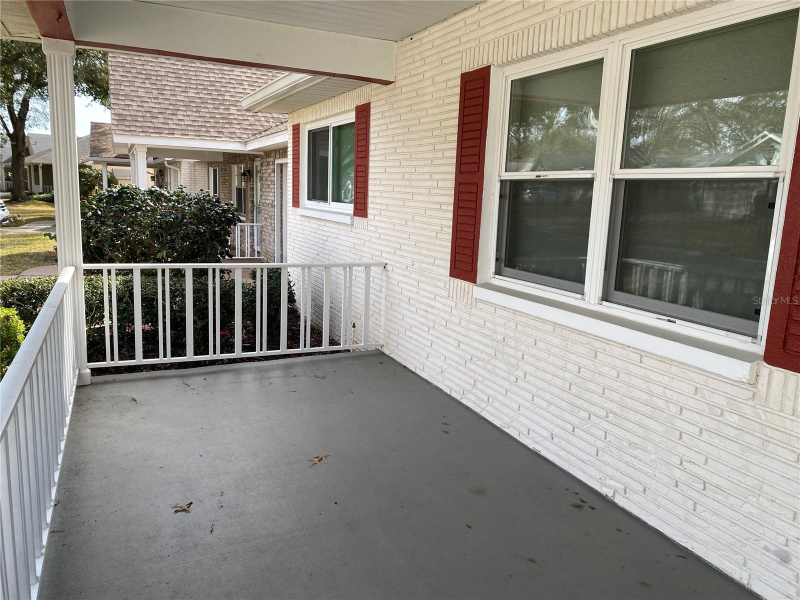 ON TOP OF THE WORLD - Residential