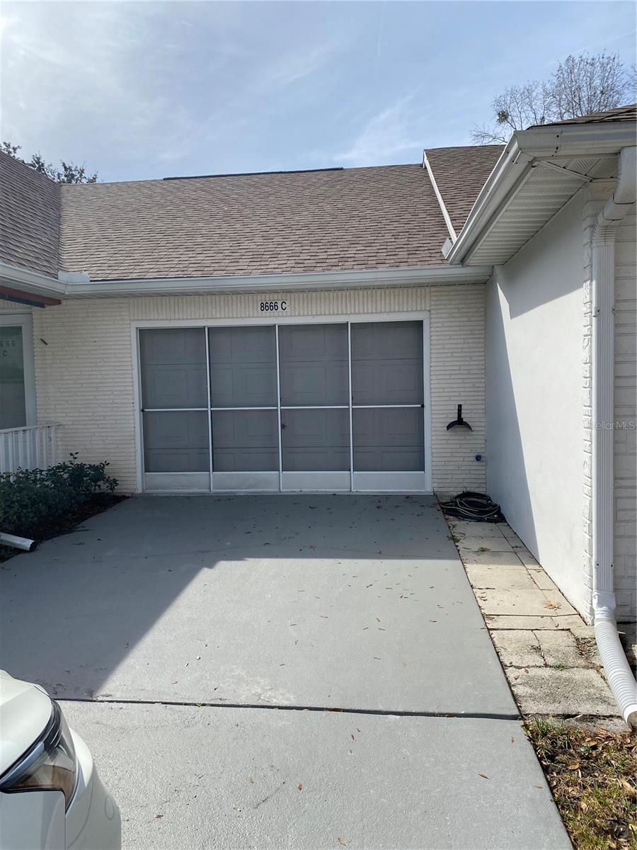 ON TOP OF THE WORLD - Residential