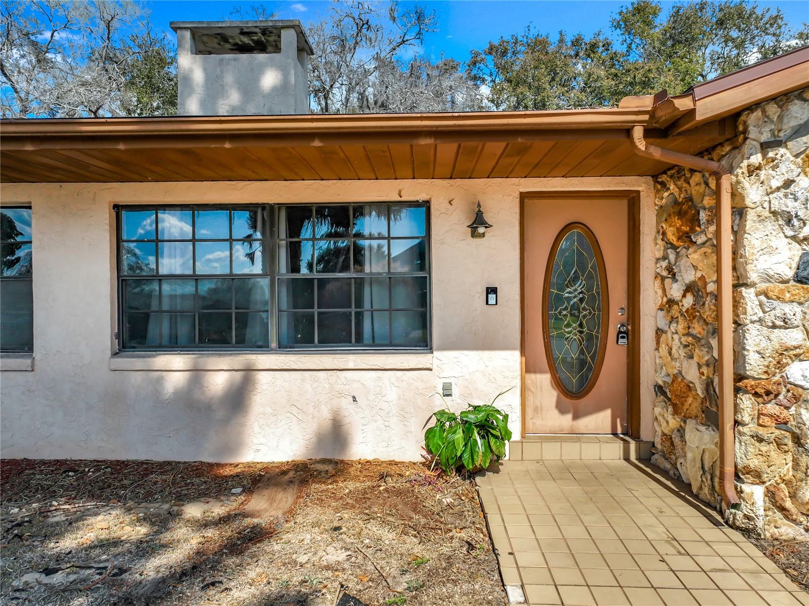 TAVARES LAKE DORA SHORES - Residential