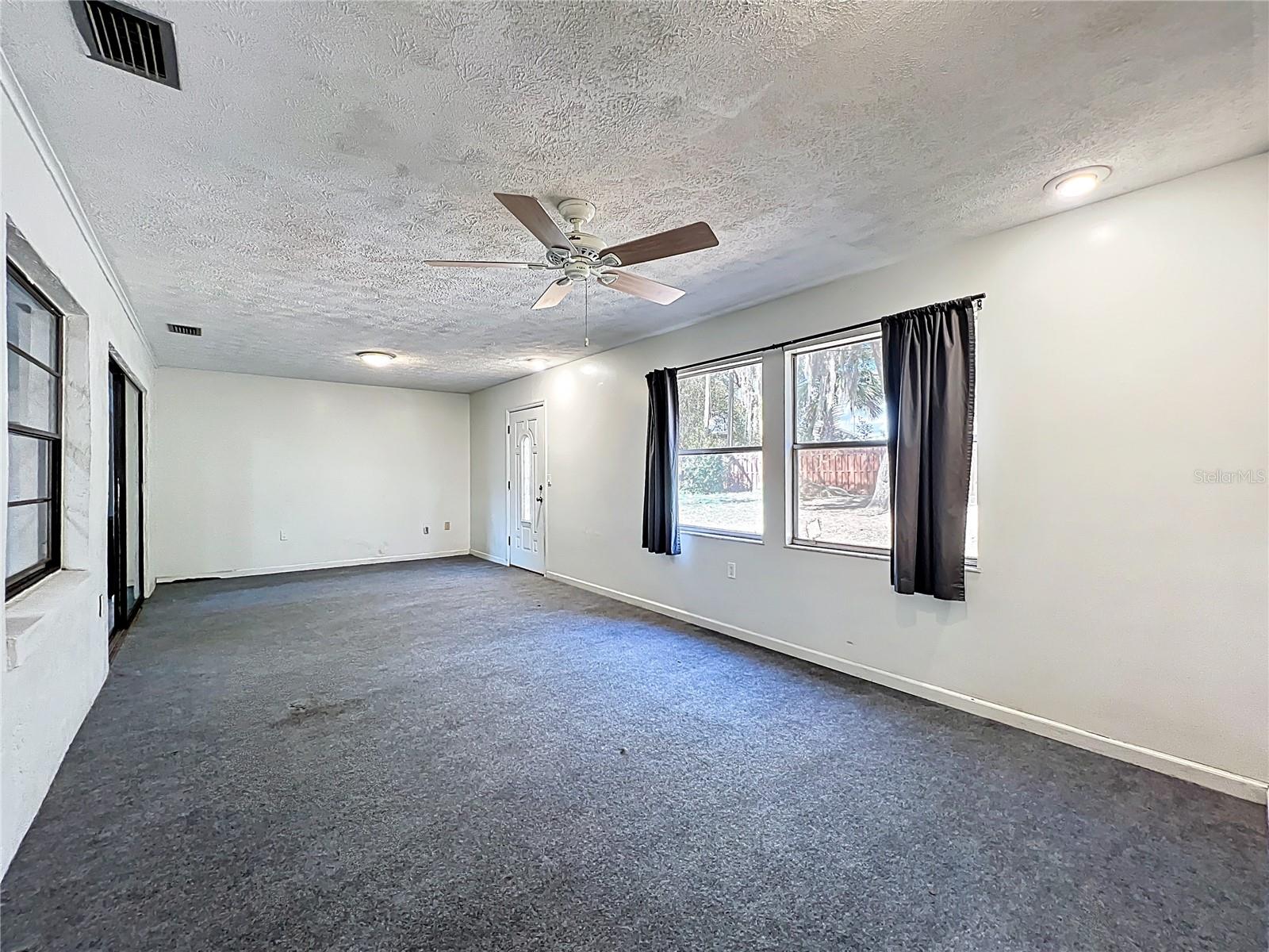 TAVARES LAKE DORA SHORES - Residential