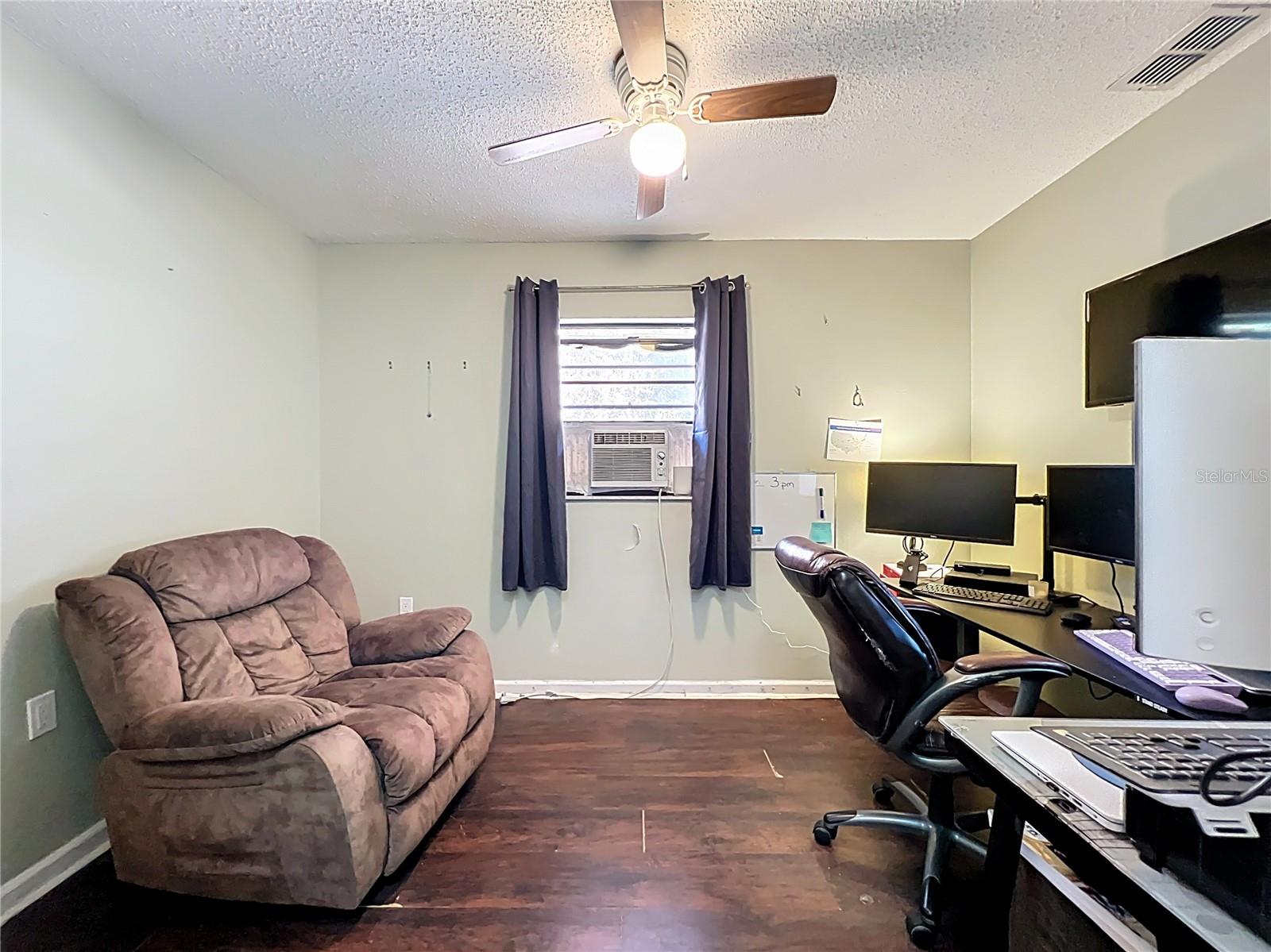 TAVARES LAKE DORA SHORES - Residential