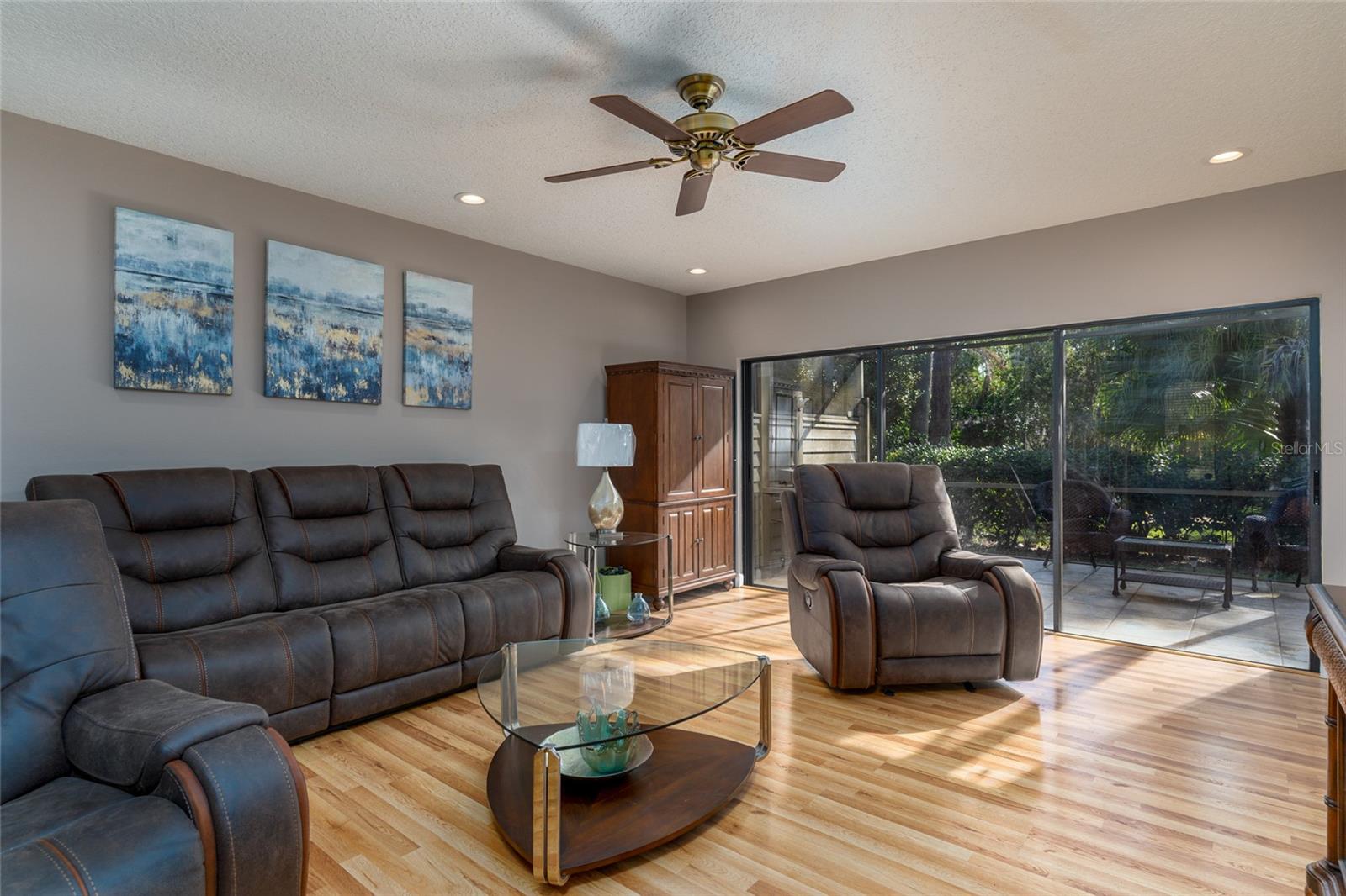 SADDLEBROOK - Residential