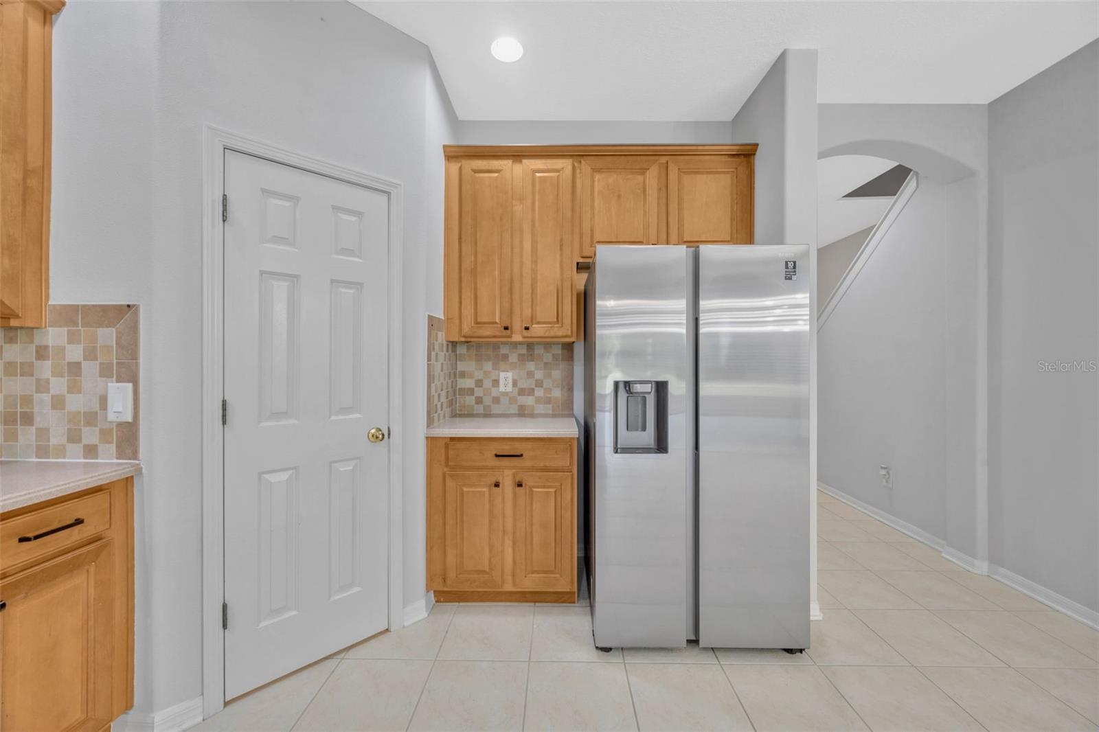 AVELAR CREEK SOUTH - Residential Lease