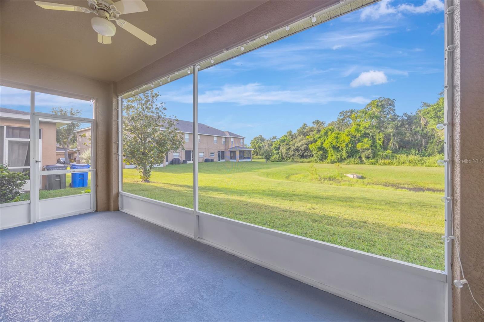 AVELAR CREEK SOUTH - Residential Lease