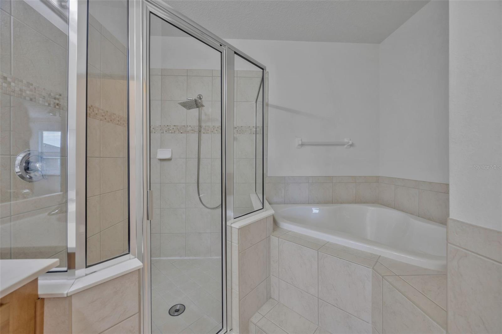 AVELAR CREEK SOUTH - Residential Lease