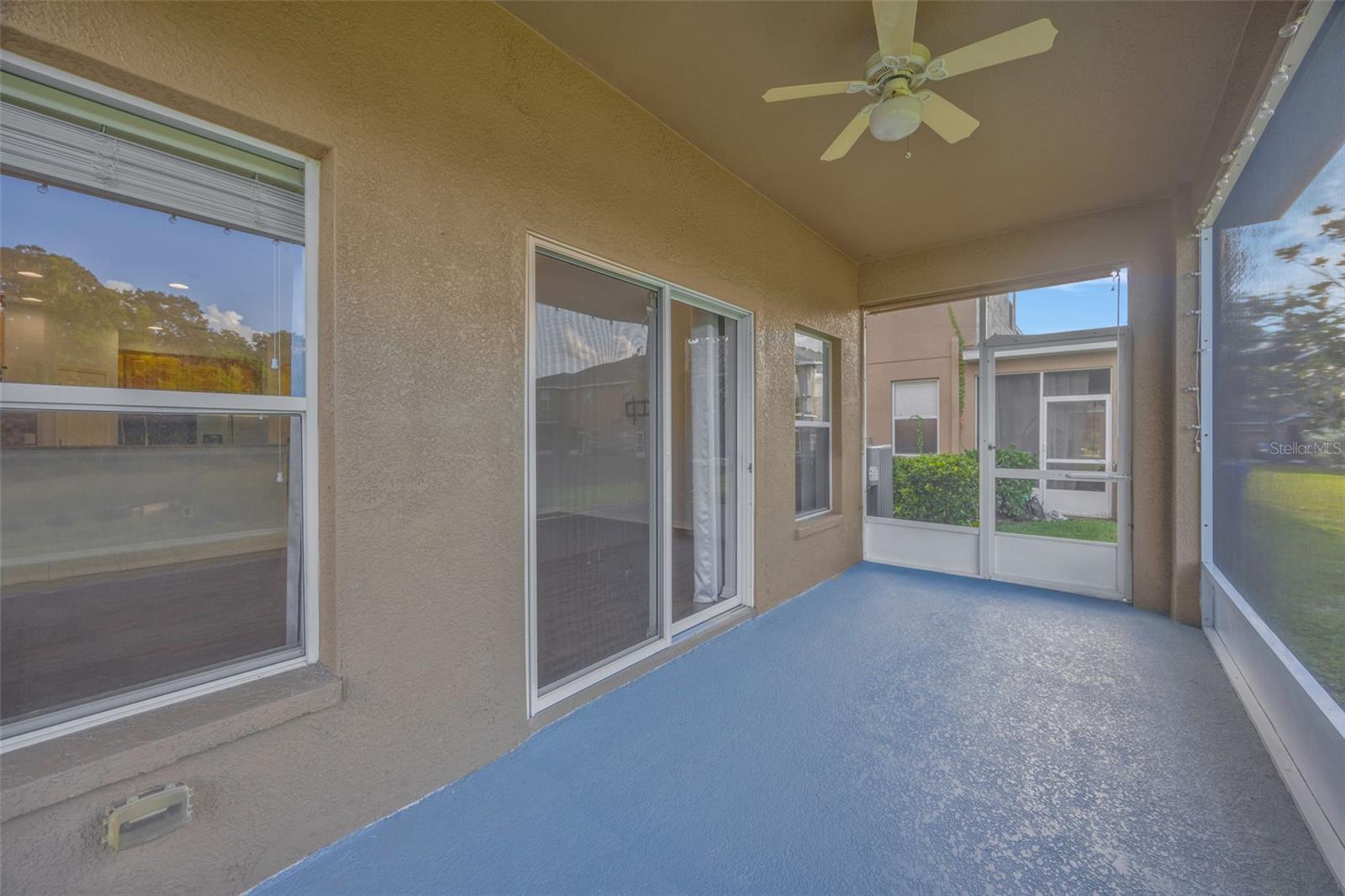 AVELAR CREEK SOUTH - Residential Lease