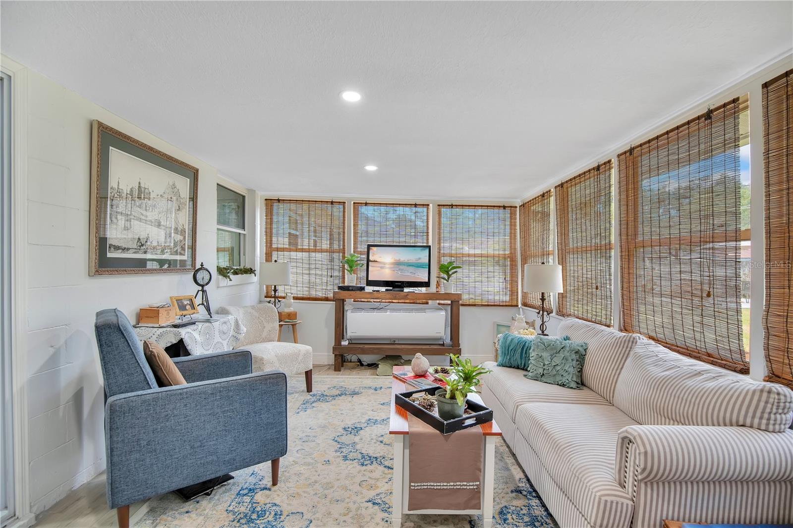 SAN LANTA - Residential