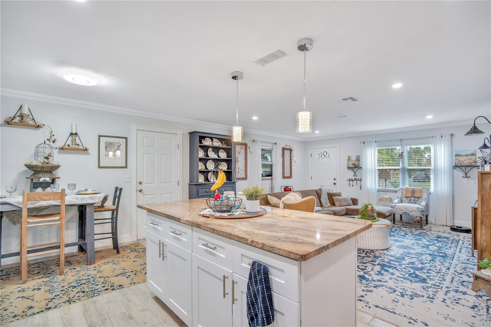 SAN LANTA - Residential