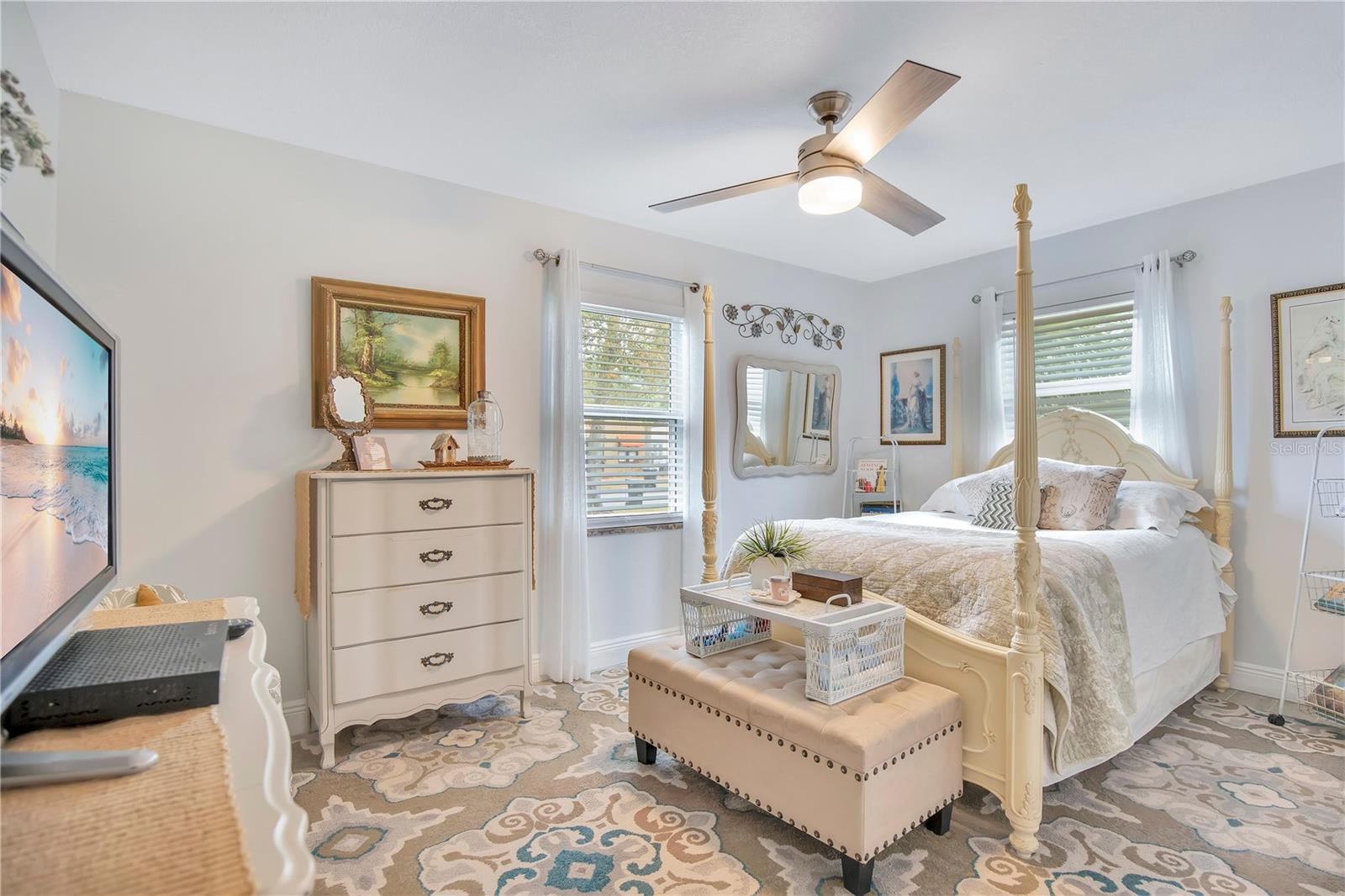 SAN LANTA - Residential