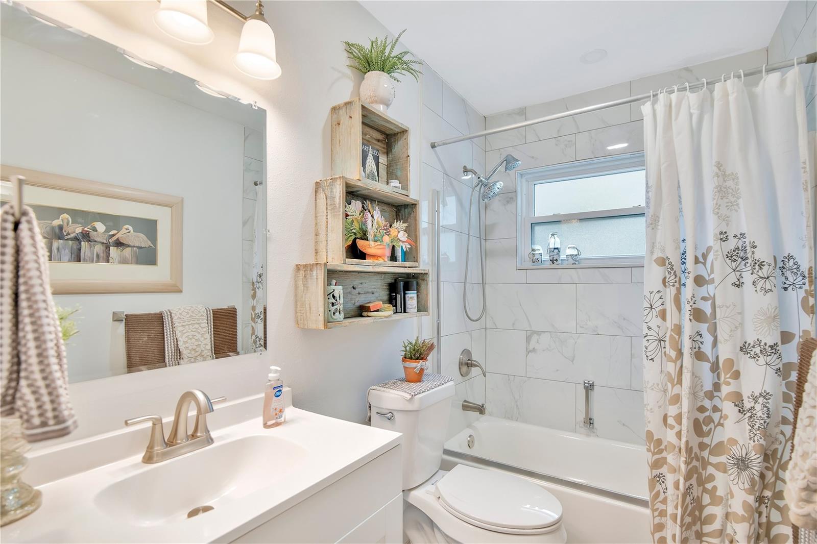 SAN LANTA - Residential