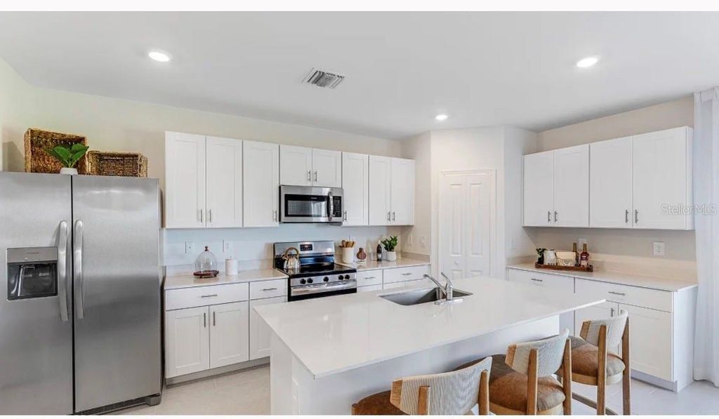 Photo of 13843 Lilac Sky Terrace, Bradenton, FL 34211 (MLS # TB8485288)